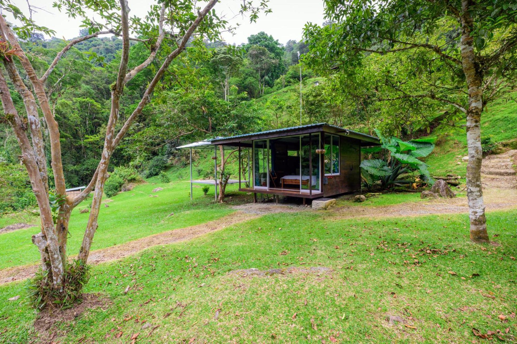 Resort Rivel - Restaurant & Nature Retreat Turrialba